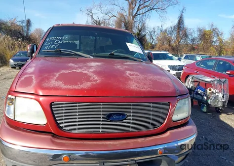 2002 Ford F-150 Lariat/Xlt z USA, uszkodzony, nr VIN 1FTRW08L32KA98937